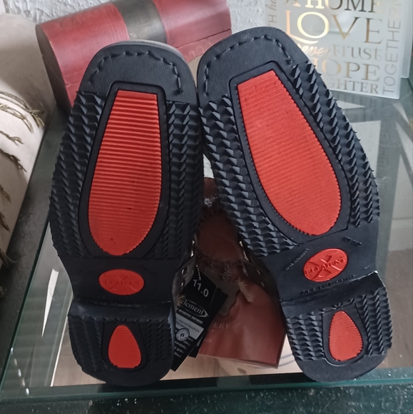 MOTORCYCLE FOOTWEAR(NEW) - Picture 4 of 8